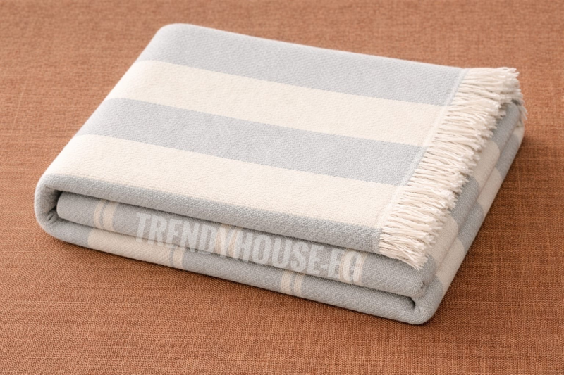 مفرش ركنه جراي مقلم عريض 